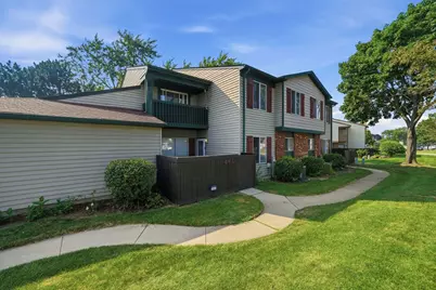 46D Fernwood Drive, Bolingbrook, IL 60440 - Photo 2