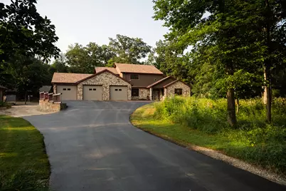 4746 S Knoll Road, Rochelle, IL 61068 - Photo 2