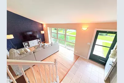 922 N Milwaukee Avenue #C, Libertyville, IL 60048 - Photo 4
