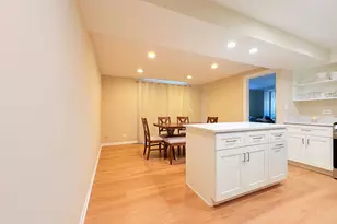 922 N Milwaukee Ave, Libertyville, IL 60048 - Photo 14