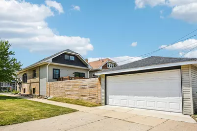 2447 Oak Park Avenue, Berwyn, IL 60402 - Photo 22
