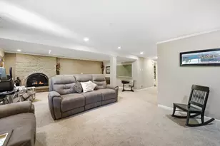 15440 Alameda Ave, Oak Forest, IL 60452 - Photo 14