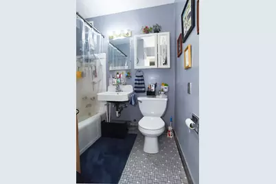 2610 W Balmoral Avenue #203, Chicago, IL 60625 - Photo 10