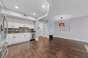 635 Perrie Dr, Elk Grove Village, IL 60007 - Photo 10
