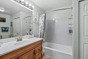 2259 Lake Ridge Dr, Glendale Heights, IL 60139 - Photo 16