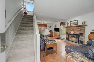 11 Settler Ln, Galena, IL 61036 - Photo 2