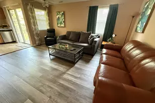 37 Gant Cir, Streamwood, IL 60107 - Photo 4