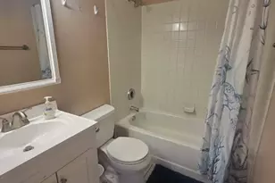 37 Gant Cir, Streamwood, IL 60107 - Photo 16
