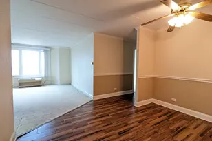 1 Renaissance Pl, Palatine, IL 60067 - Photo 4