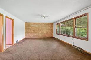 8351 W 99th St, Palos Hills, IL 60465 - Photo 2