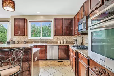 4541 W Westchester Lane, Libertyville, IL 60048 - Photo 14