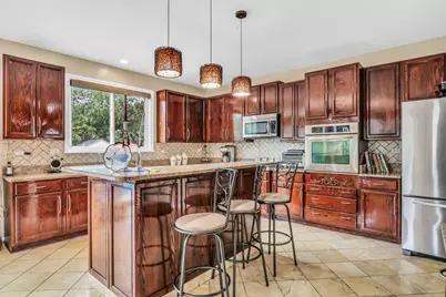 4541 W Westchester Lane, Libertyville, IL 60048 - Photo 10