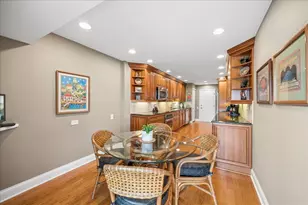 1771 Mission Hills Rd, Northbrook, IL 60062 - Photo 10