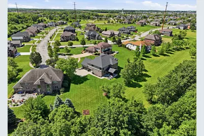 7812 Northwoods Drive, Frankfort, IL 60423 - Photo 74