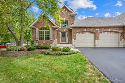 701 Kelly Court, Roselle, IL 60172 - Photo 4