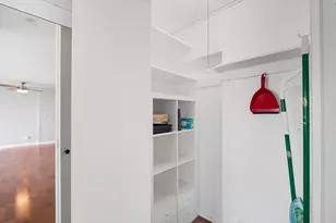 5455 N Sheridan Rd, Chicago, IL 60640 - Photo 16
