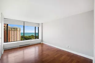 5455 N Sheridan Rd, Chicago, IL 60640 - Photo 4