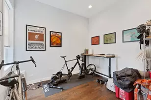 1045 N California Ave, Chicago, IL 60622 - Photo 8