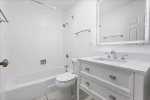 5740 East Ave, Countryside, IL 60525 - Photo 12