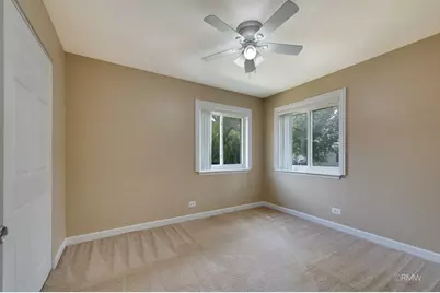 34 N Main Street #1S, Glen Ellyn, IL 60137 - Photo 10