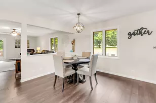 11N025 Burlington Rd, Hampshire, IL 60140 - Photo 12