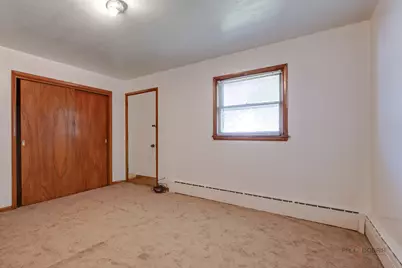 329 Powell Avenue, Waukegan, IL 60085 - Photo 10