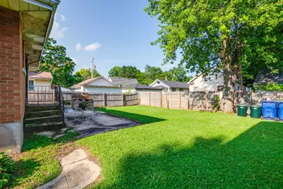 329 Powell Avenue, Waukegan, IL 60085 - Photo 22
