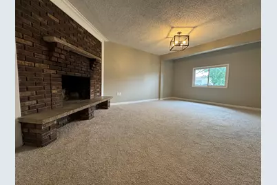 205 Linden Avenue, Romeoville, IL 60446 - Photo 6