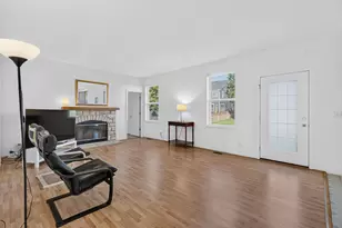 3020 Chalkstone Ave, Elgin, IL 60124 - Photo 20