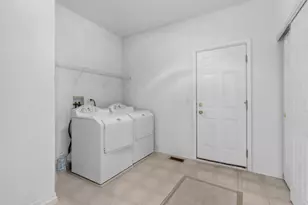 3020 Chalkstone Ave, Elgin, IL 60124 - Photo 28