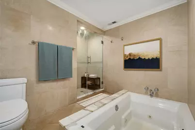 82 E Elm Street #1, Chicago, IL 60611 - Photo 12