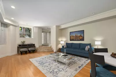 82 E Elm Street #1, Chicago, IL 60611 - Photo 2
