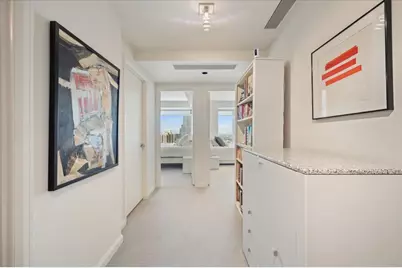 161 E Chicago Avenue #39E, Chicago, IL 60611 - Photo 14