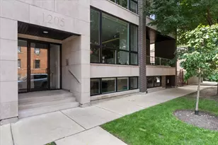 1205 W Montana St, Chicago, IL 60614 - Photo 2