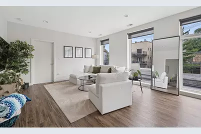 1045 W Cornelia Avenue #403, Chicago, IL 60657 - Photo 2