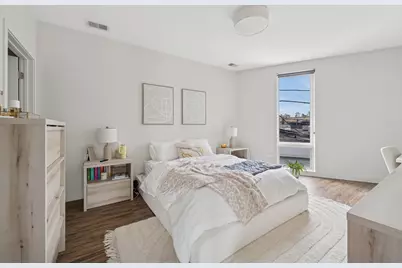 1045 W Cornelia Avenue #403, Chicago, IL 60657 - Photo 8