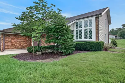 510 N Thornwood Drive #510, McHenry, IL 60050 - Photo 2
