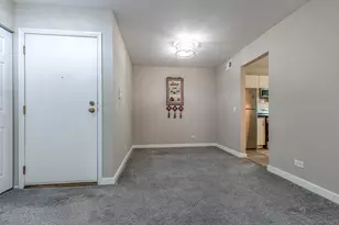 369 Southbury Ct, Schaumburg, IL 60193 - Photo 6
