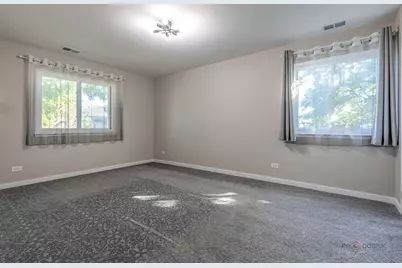 369 Southbury Court #D2, Schaumburg, IL 60193 - Photo 20