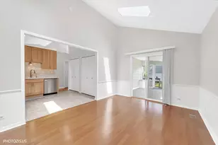 74 Bedford Rd, Mundelein, IL 60060 - Photo 18