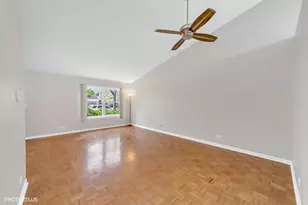 74 Bedford Rd, Mundelein, IL 60060 - Photo 8