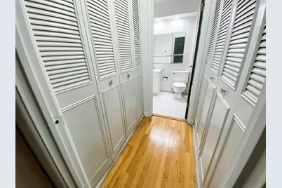 516 W Melrose Street #305, Chicago, IL 60657 - Photo 6