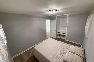 321 N Fairview Ave, Mount Prospect, IL 60056 - Photo 10