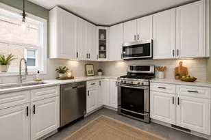 10831 S Longwood Dr, Chicago, IL 60643 - Photo 14