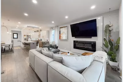 1812 N Sawyer Avenue #1R, Chicago, IL 60647 - Photo 8