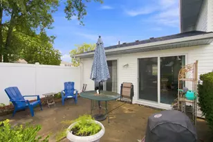 914 Menlo Ct, Joliet, IL 60431 - Photo 22
