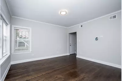 2648 W Lunt Avenue #C, Chicago, IL 60645 - Photo 2