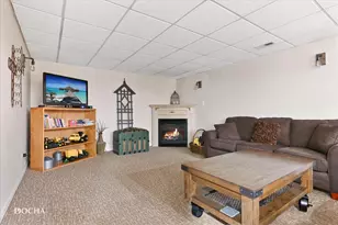 190 N Juniper St, Cortland, IL 60112 - Photo 16