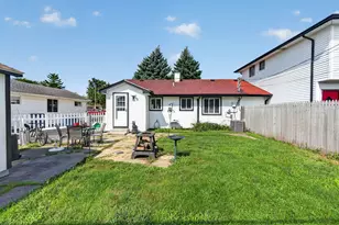 8743 S Kolin Ave, Hometown, IL 60456 - Photo 18