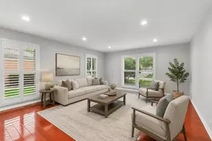 2335 Indian Ridge Dr, Glenview, IL 60026 - Photo 6